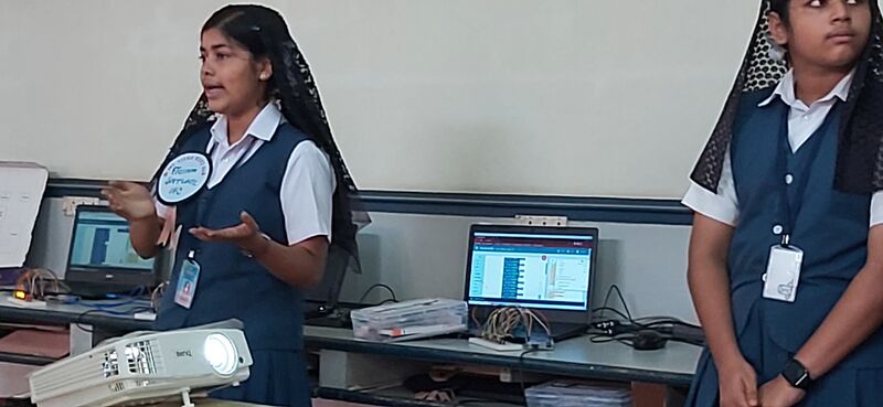 പ്രമാണം:28002-freedom fest5.jpg