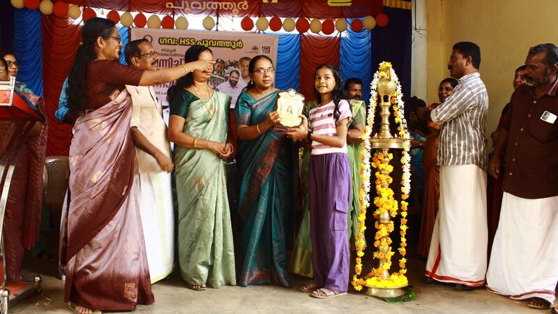 പ്രമാണം:42039 pravesanolthsavam 2025 11.JPG