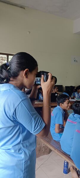 പ്രമാണം:42069 school camp 26 3.jpg