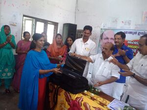 LAPTOP GAVE TO TEACHERS.jpg