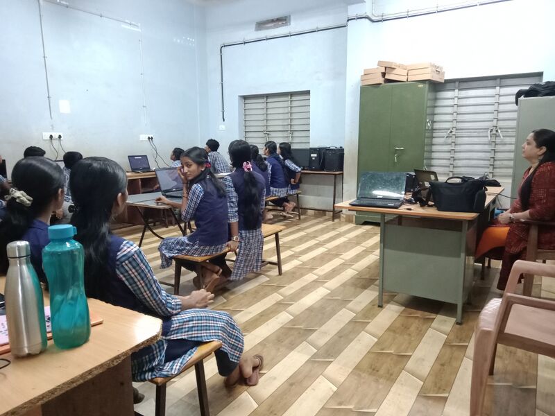 പ്രമാണം:Lk 21073.jpg