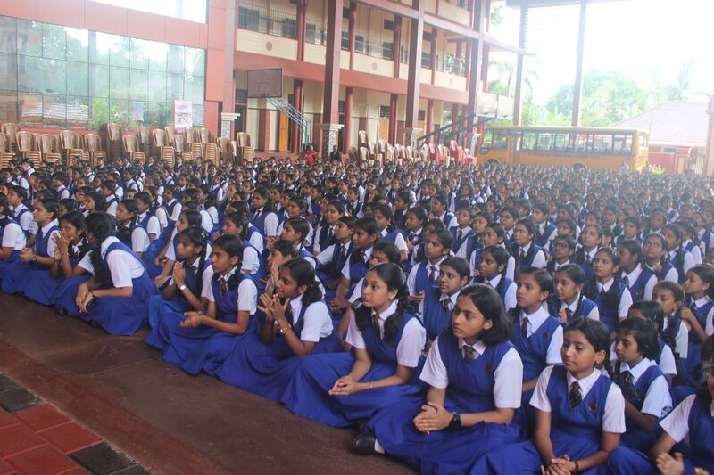 പ്രമാണം:13006 yoga4.JPG