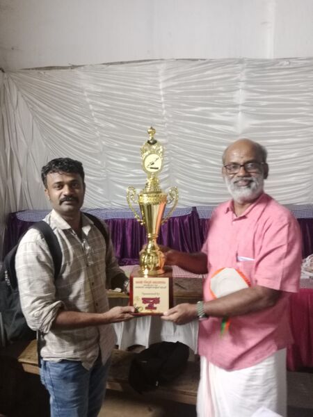 പ്രമാണം:21724 kalolsavam(2).jpg