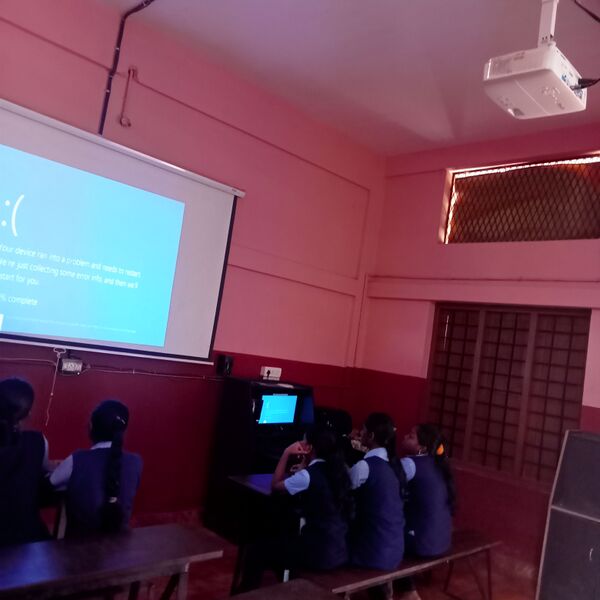 പ്രമാണം:23257 HITECH CLASS.jpg