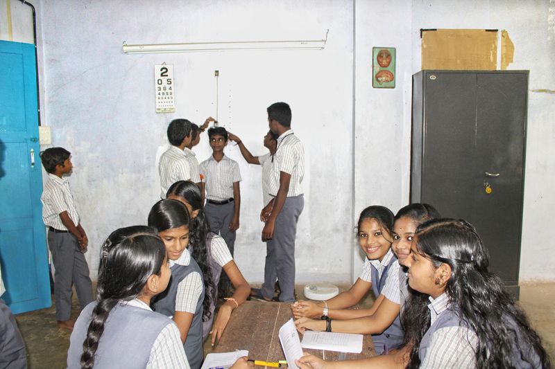 പ്രമാണം:28012 LK HP.jpeg