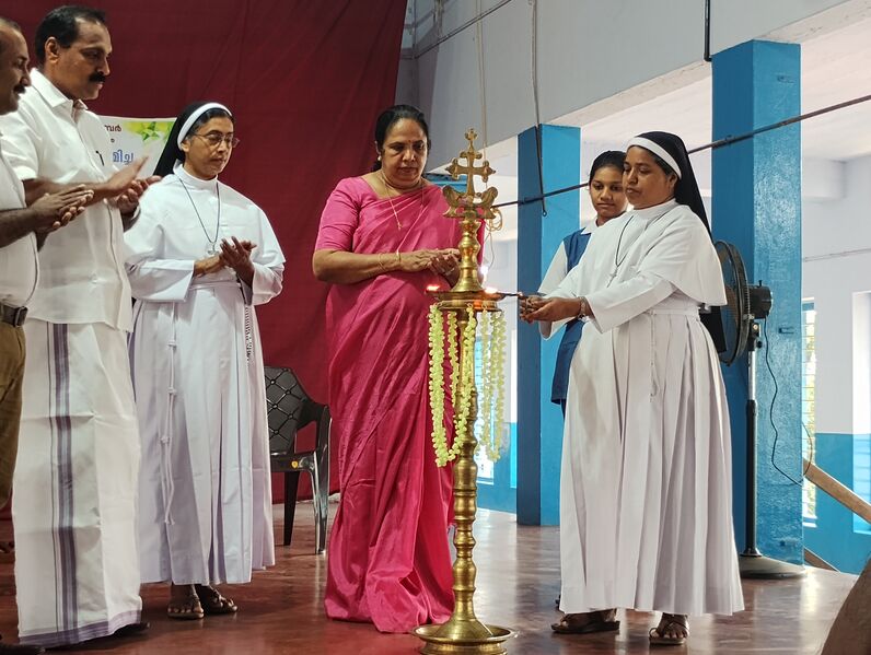 പ്രമാണം:31076sanitisation complex2.jpg