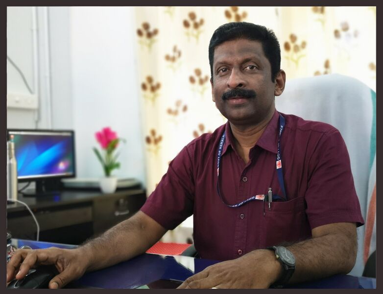 പ്രമാണം:48049 Principal.jpg