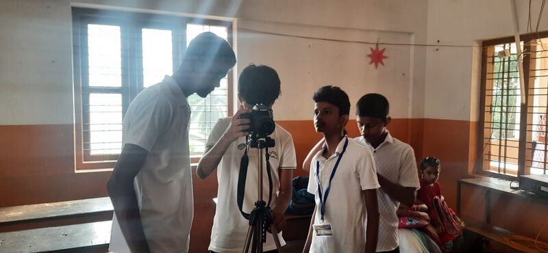 പ്രമാണം:DS23-26 KKD 47106 3.jpg