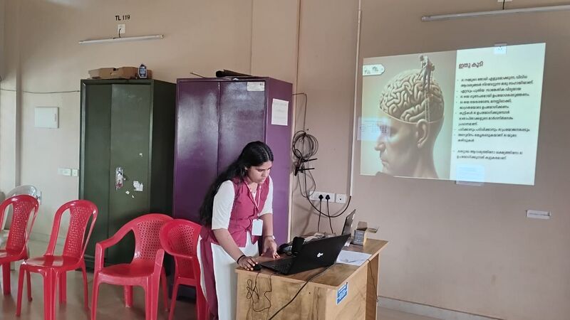 പ്രമാണം:12018-AI TRAINING 2.jpg