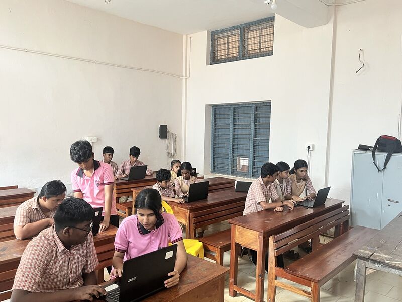 പ്രമാണം:19002 dis2.jpg