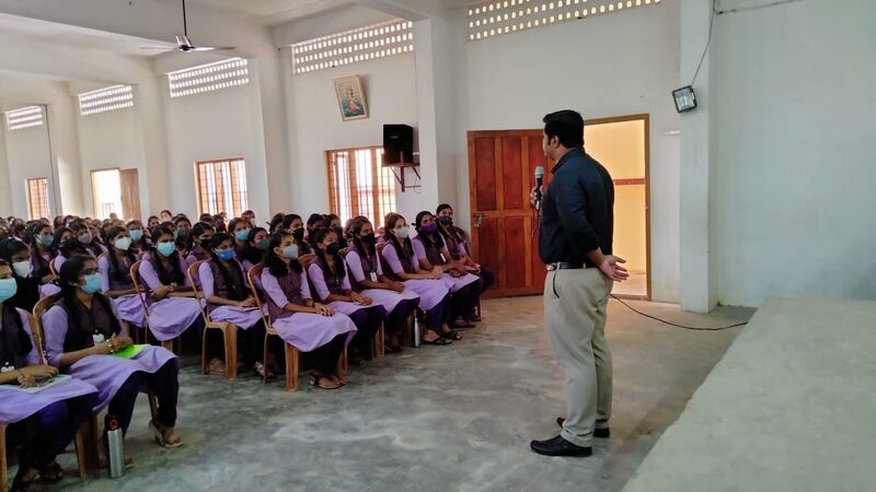 പ്രമാണം:20021 motivational1.jpeg