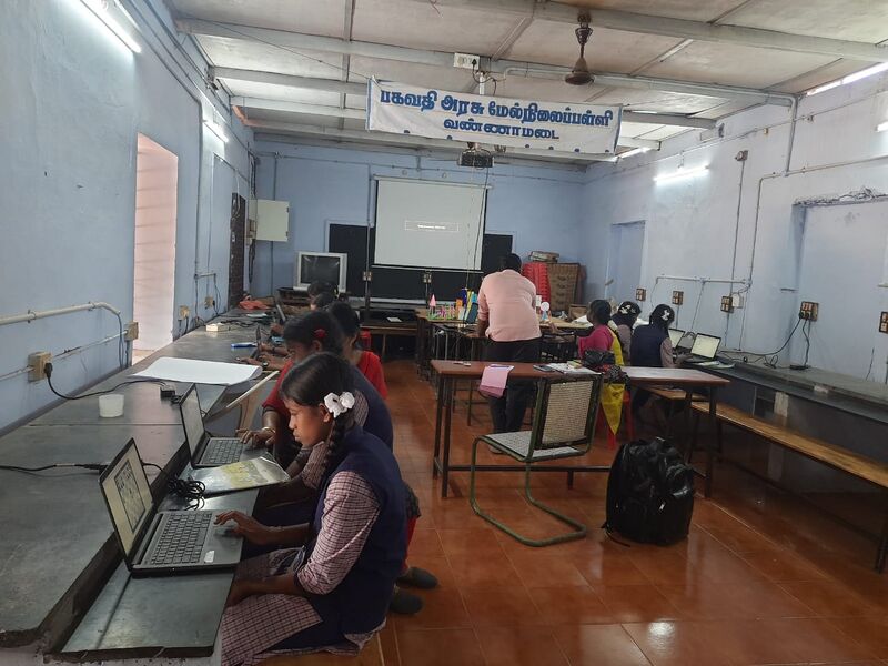 പ്രമാണം:21040 Hitech Lab 03.jpeg