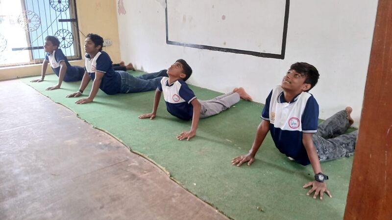 പ്രമാണം:21060 LKyogaday3.jpg