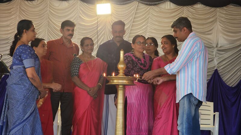 പ്രമാണം:23068 kalolsavam 23.jpg