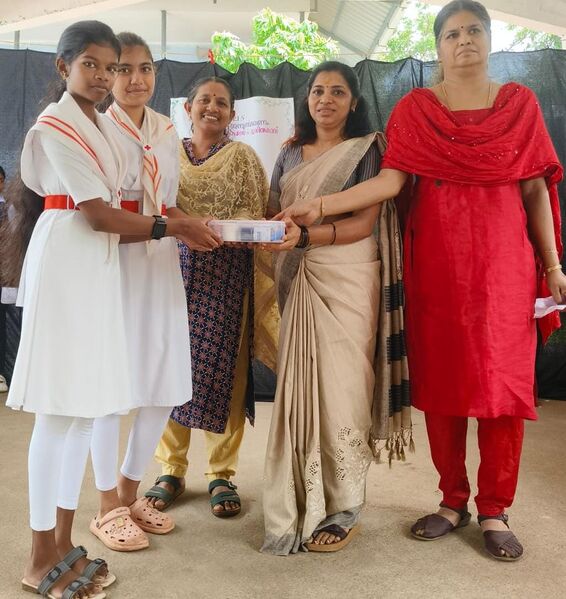 പ്രമാണം:25059 EKM JRC 1.jpeg