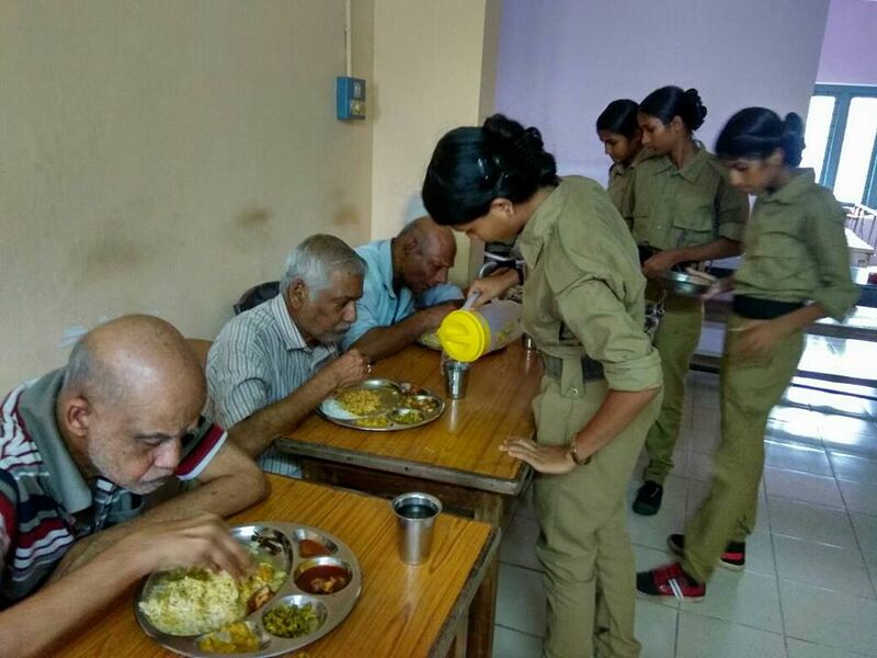 പ്രമാണം:25059 ekm ncc 1.jpg