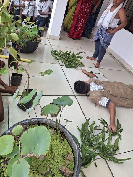 പ്രമാണം:25258 maram oru varam.jpg