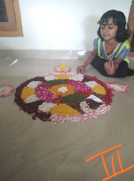 പ്രമാണം:30014 ഓണം3.jpg