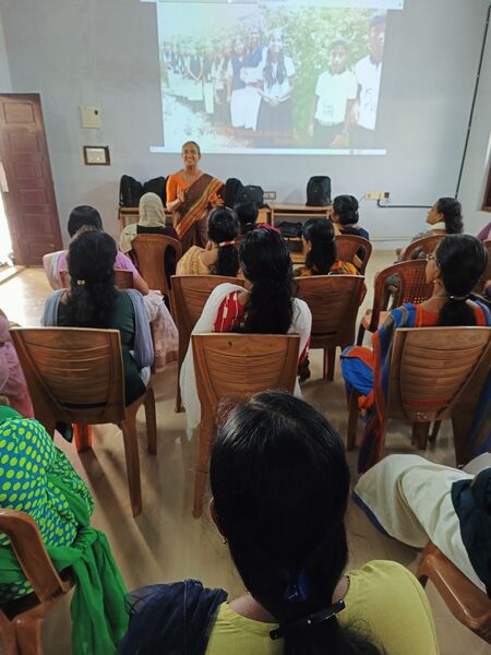 പ്രമാണം:34046 LK PTA5.jpg