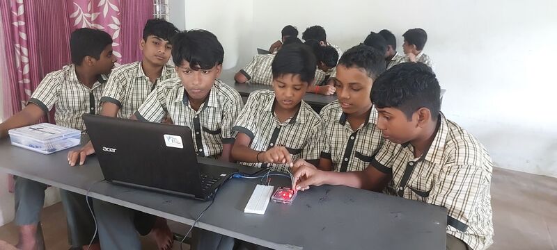 പ്രമാണം:36055 ff6.jpg