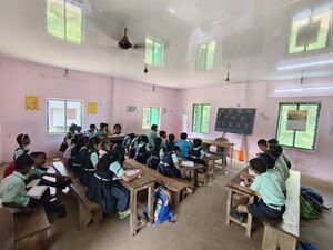 41522 HIGHTECH CLASSROOM.jpg