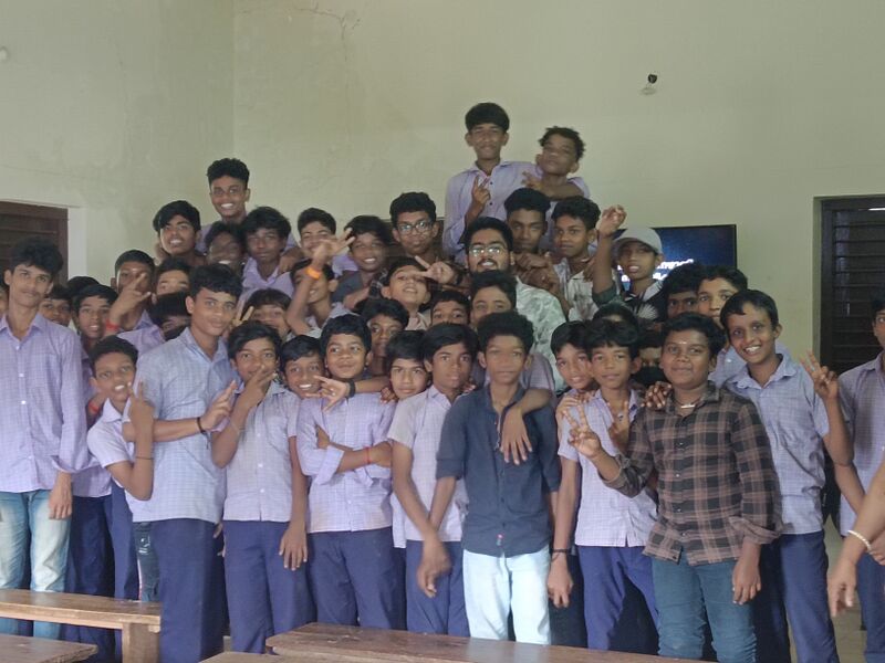 പ്രമാണം:42069 thqc h1.jpg