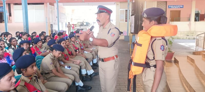 പ്രമാണം:43035 july 26 e.jpg