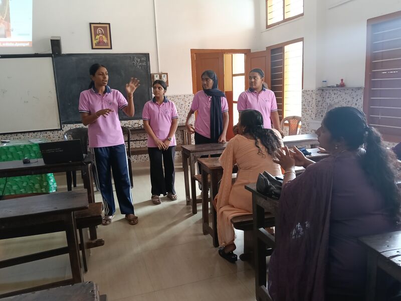 പ്രമാണം:AI CLASS1.jpg