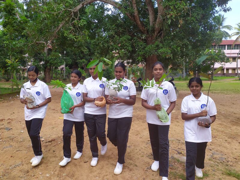 പ്രമാണം:Evday2 43065.jpeg