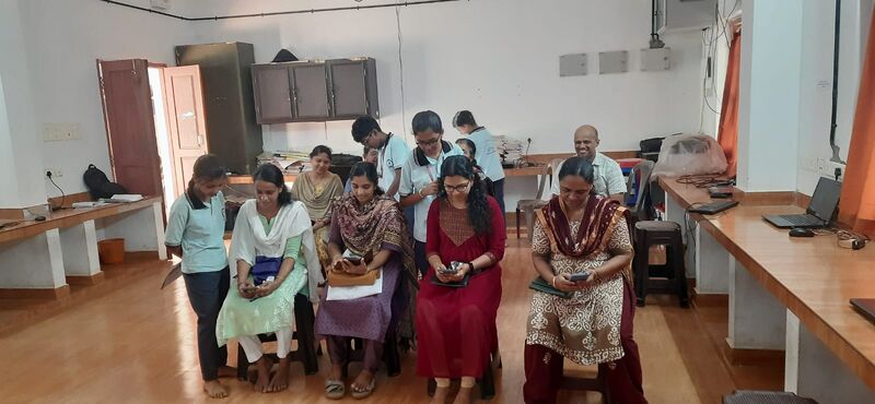 പ്രമാണം:Kite AI Training.jpg