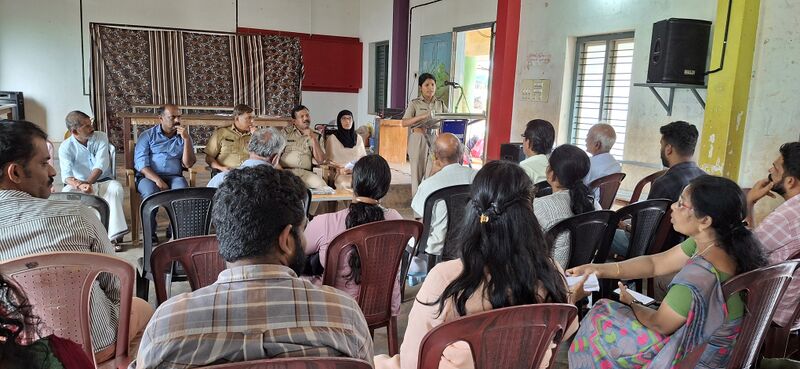 പ്രമാണം:11072 Spg2025-2.jpg