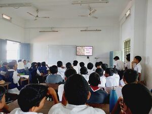 13084 hightech presentation 1.jpg