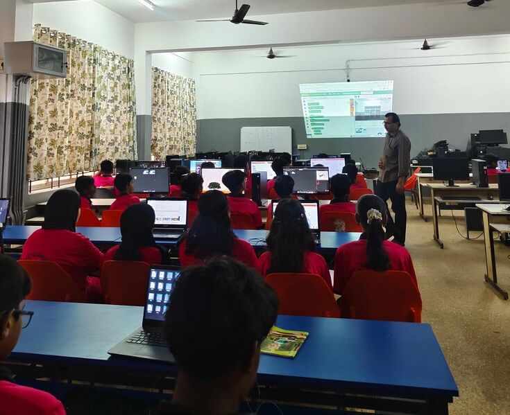 പ്രമാണം:19503-VIII camp.jpg