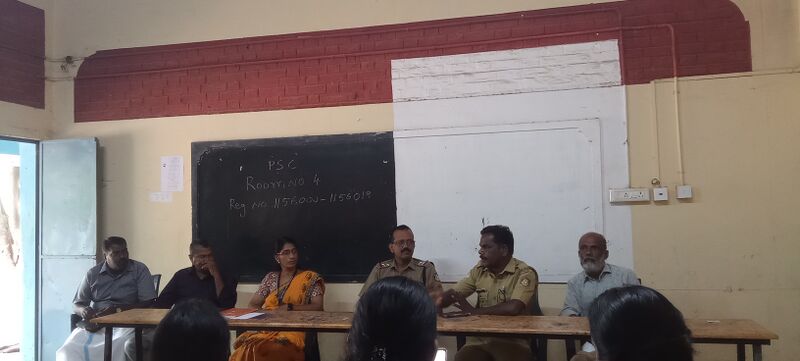 പ്രമാണം:21098-AWARENESS CLASS-2025-1.jpg