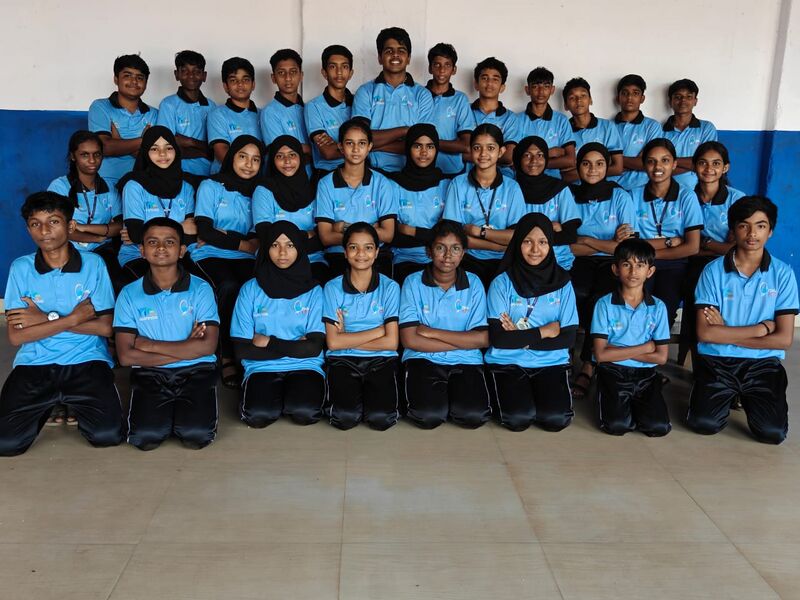 പ്രമാണം:25040 LK24-27 Batch.jpg