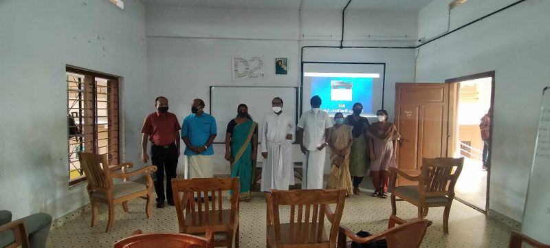 പ്രമാണം:33056 hightech54.jpg