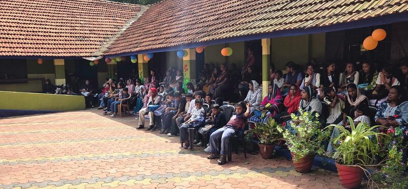 പ്രമാണം:36073.school reopening,.jpg