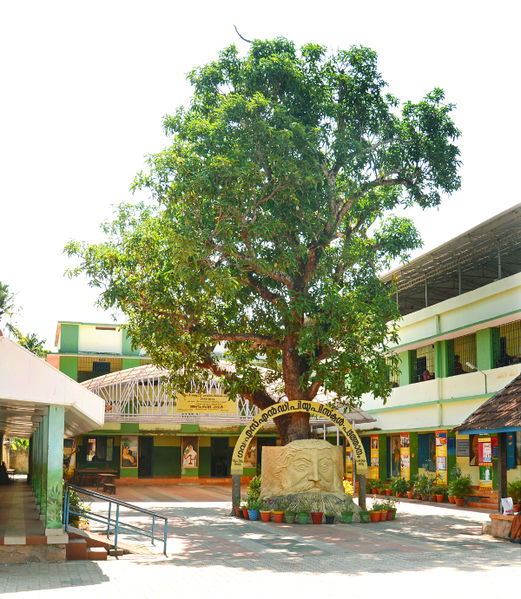 പ്രമാണം:41451 School.jpg