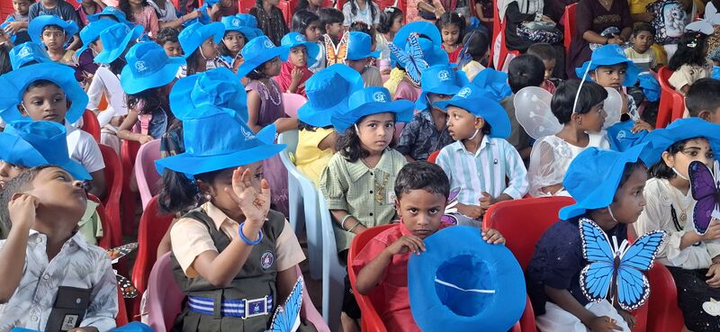 പ്രമാണം:42545 Gups Attukal Pravesanolsavam 2026(4).jpg