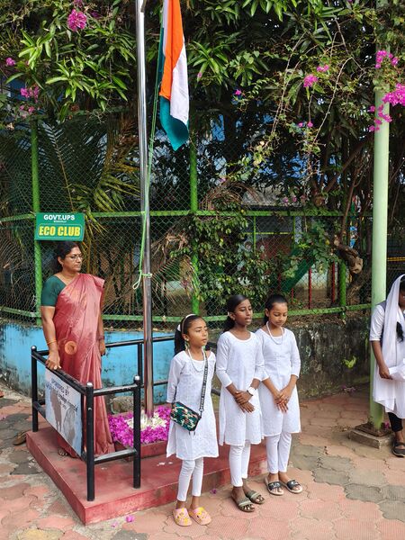 പ്രമാണം:43240 republic2.jpeg