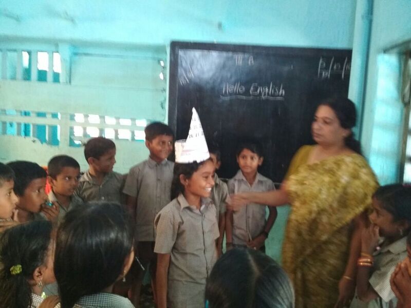 പ്രമാണം:ENGLISH HELLO 2.jpg