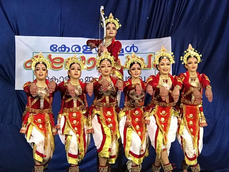 പ്രമാണം:05060 KALOLSAVAM.jpg