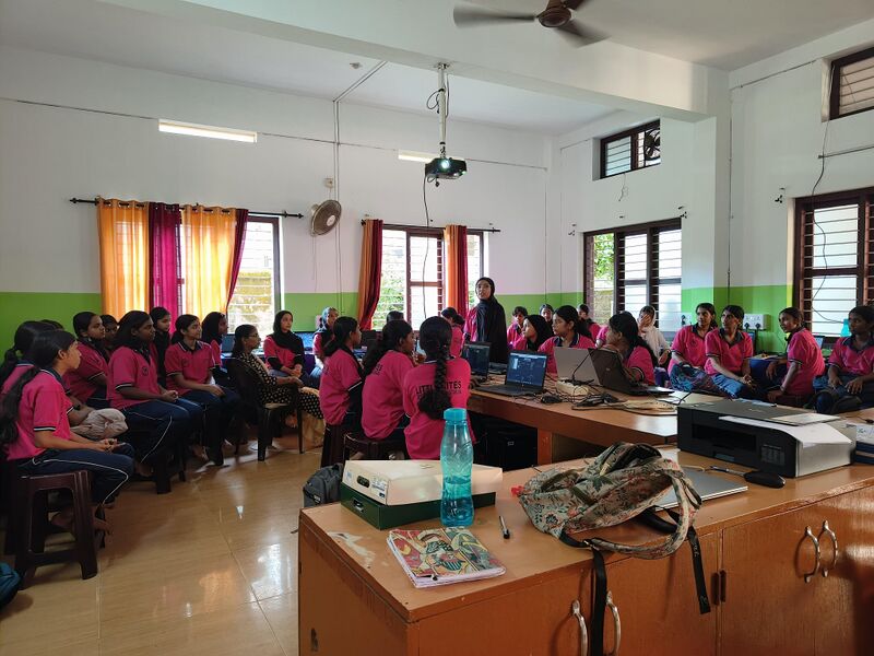 പ്രമാണം:16002 lkcamp2ndphase3 2025.jpg