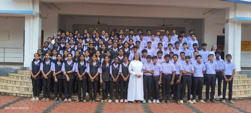 പ്രമാണം:28027 25-27 batch.jpeg