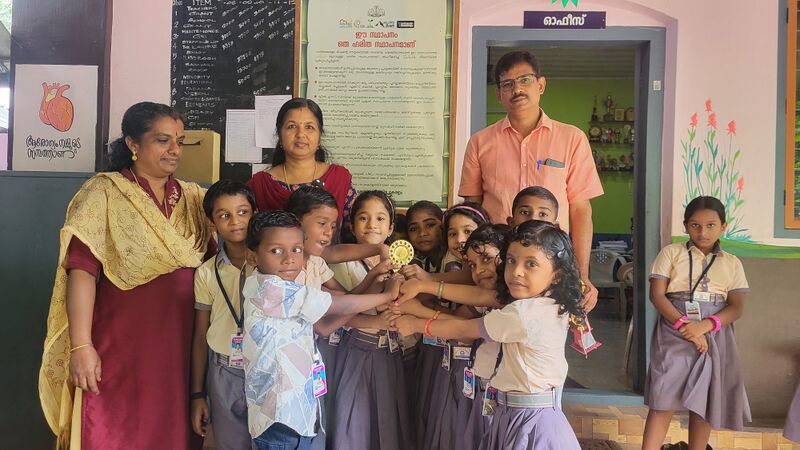 പ്രമാണം:29228 suchi.jpg