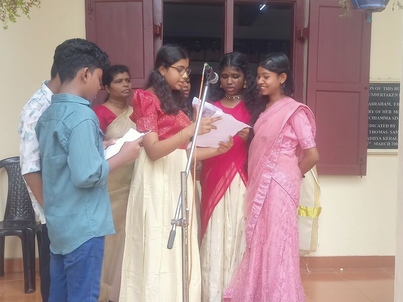 പ്രമാണം:36026 2025onam14.jpg