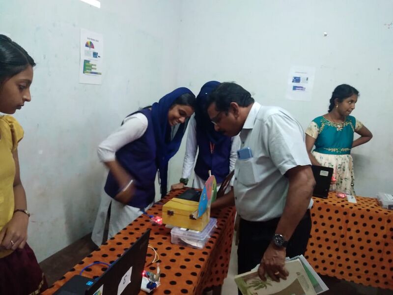 പ്രമാണം:42042 IT 3.jpg