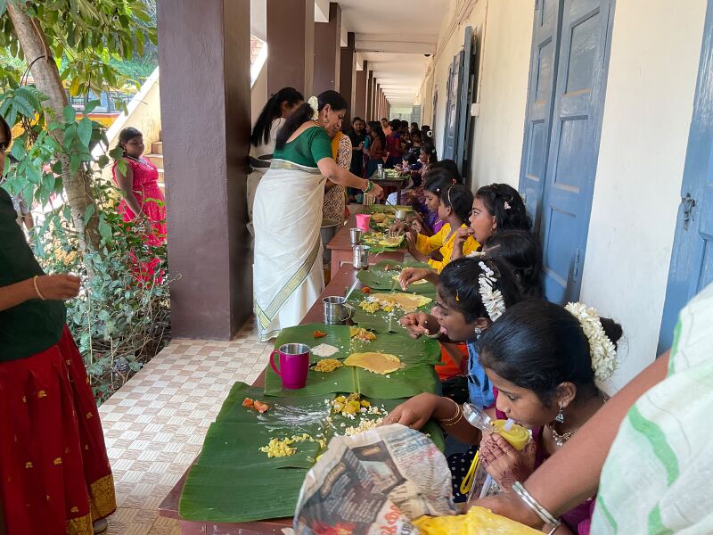 പ്രമാണം:43085 ONAM4.jpeg