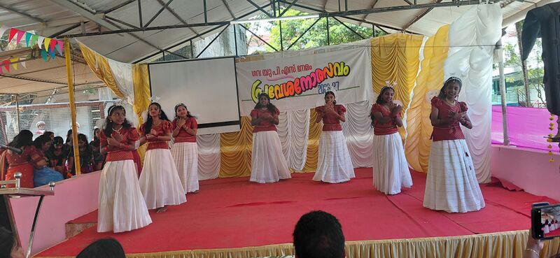 പ്രമാണം:44244 PRAVESHANOLSAVAM 2026 27 24.jpg