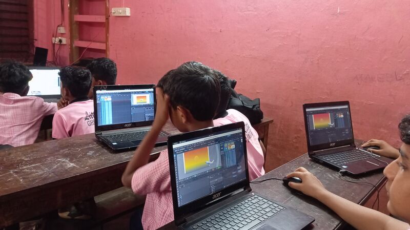 പ്രമാണം:13022-lk act1.jpg